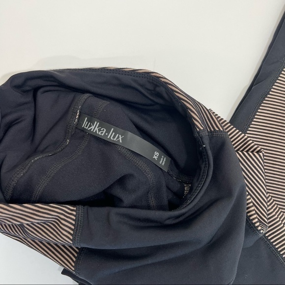 Lukka Lux Ribbed Leggings - Picture 5 of 10